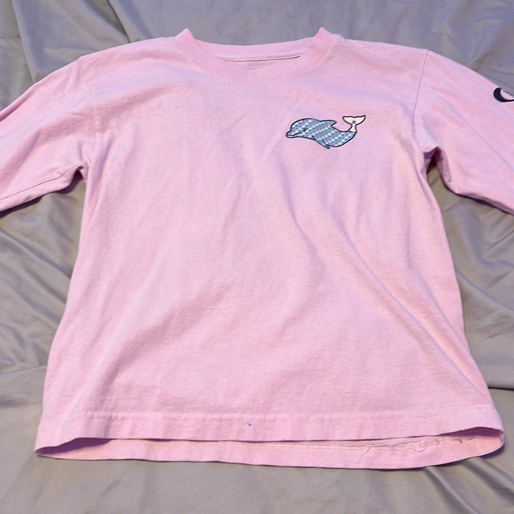 long sleeve shirt, rep. winter the dolphin with missing tail
